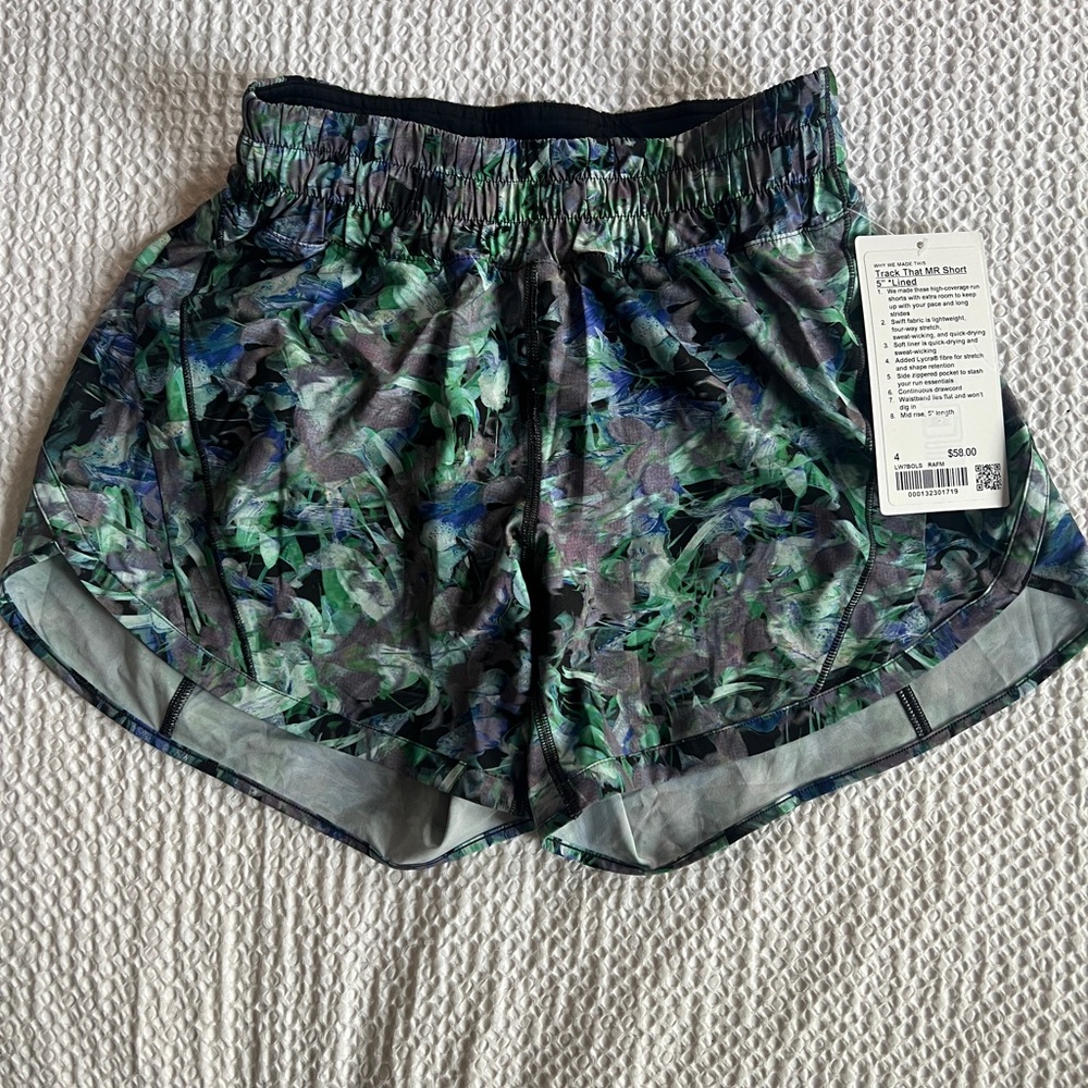 Lululemon Women's Green and Blue Patterned Shorts